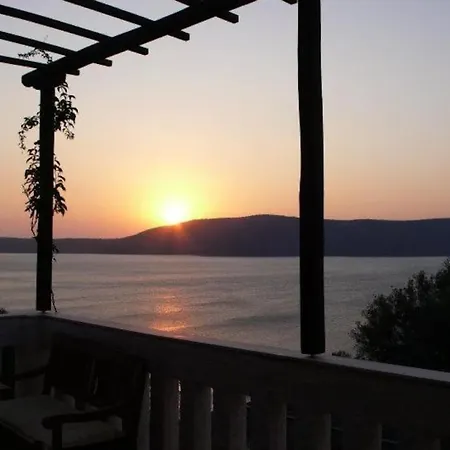 With Breathtaking Views And Private Feriehus *